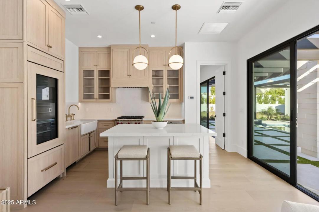 Real Estate Picture 53