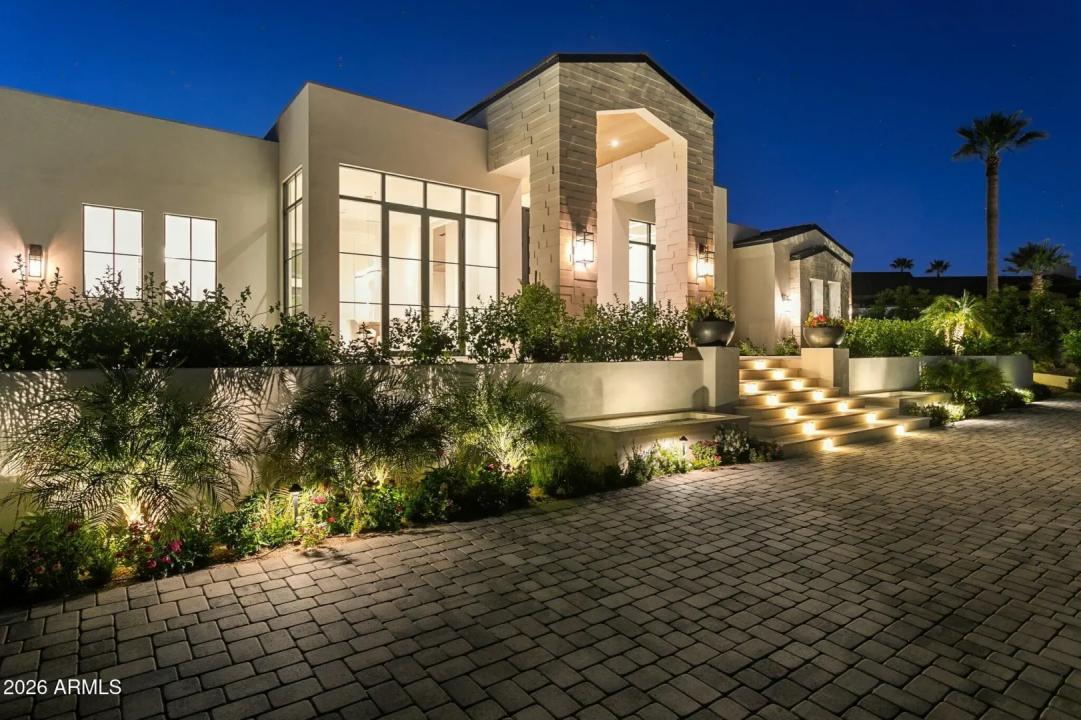 Real Estate Picture 2