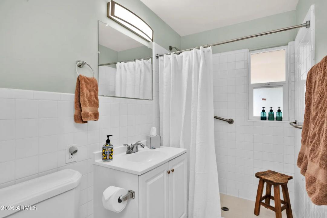 Real Estate Picture 27