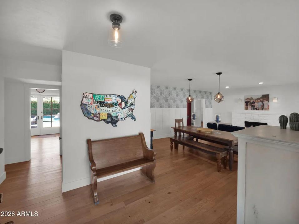 Real Estate Picture 11