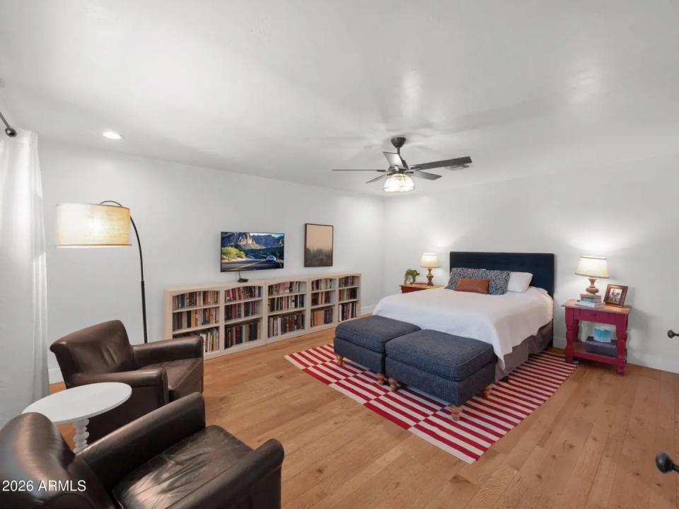 Real Estate Picture 27