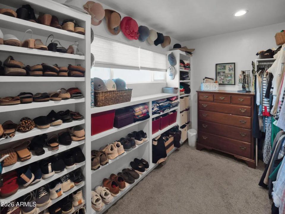 Real Estate Picture 33