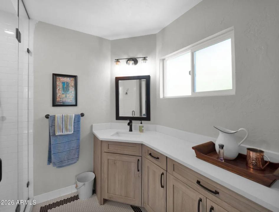 Real Estate Picture 40