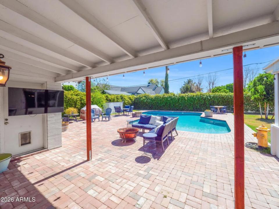 Real Estate Picture 42