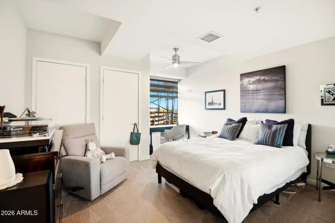 Real Estate Picture 39