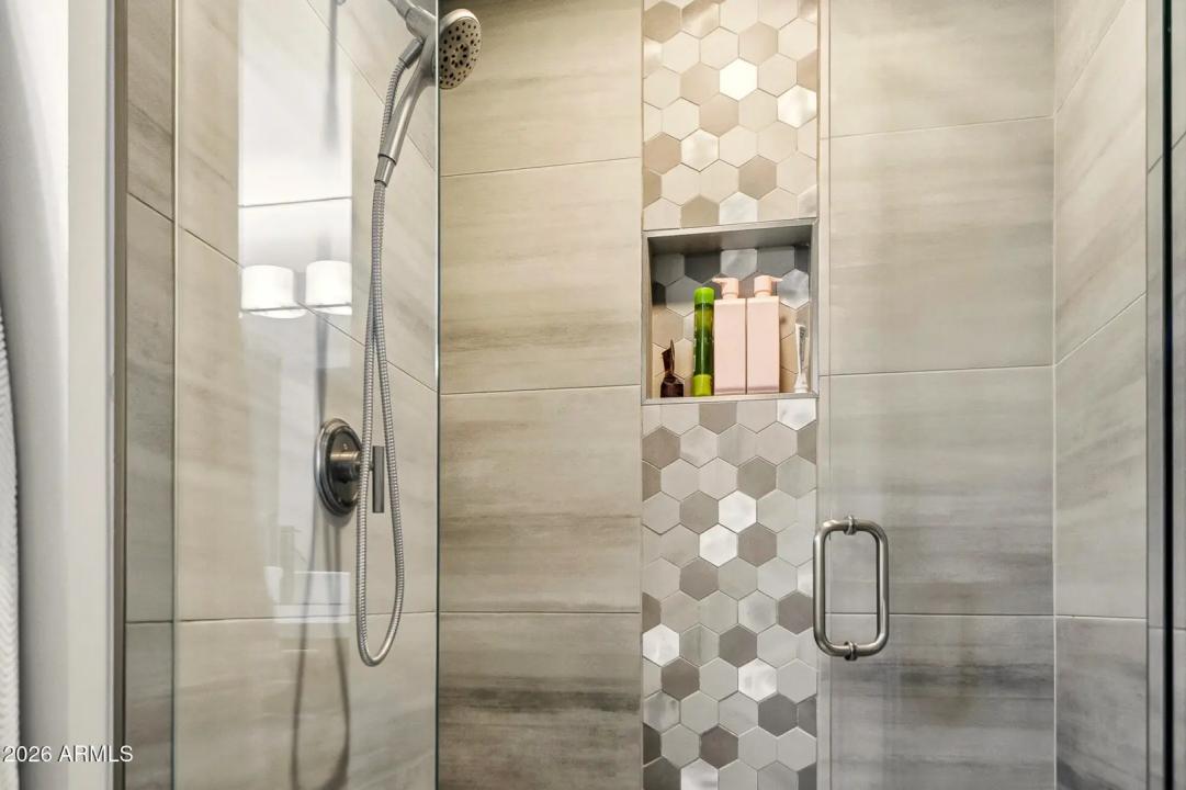 Real Estate Picture 42