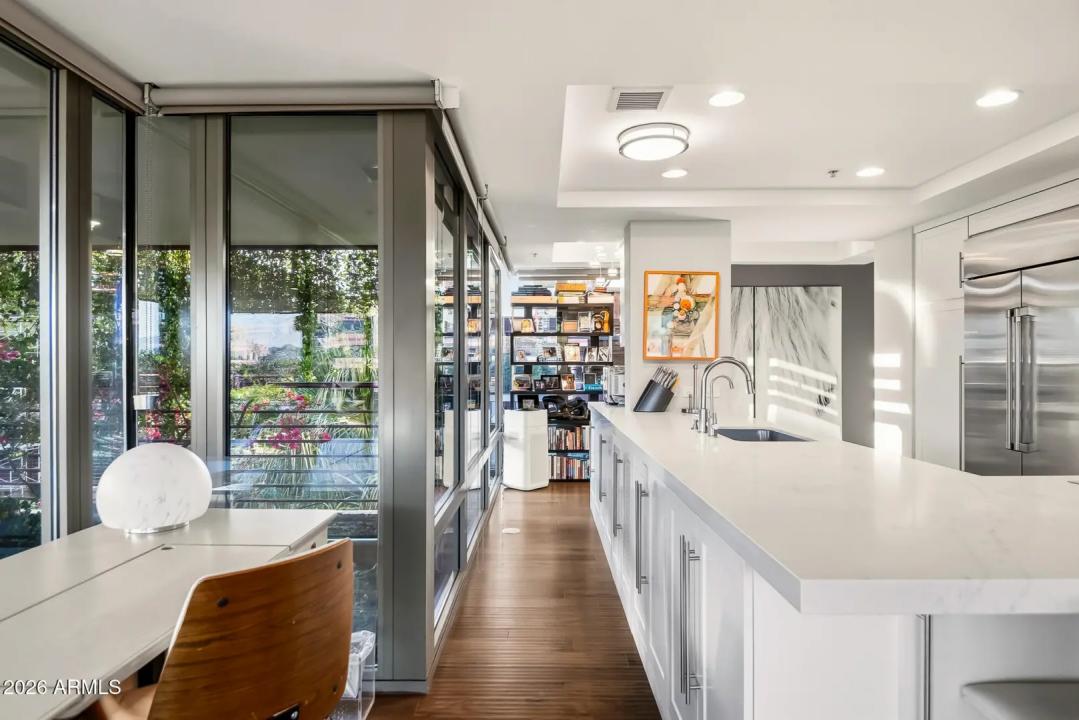 Real Estate Picture 28