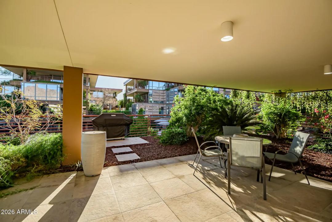 Real Estate Picture 2