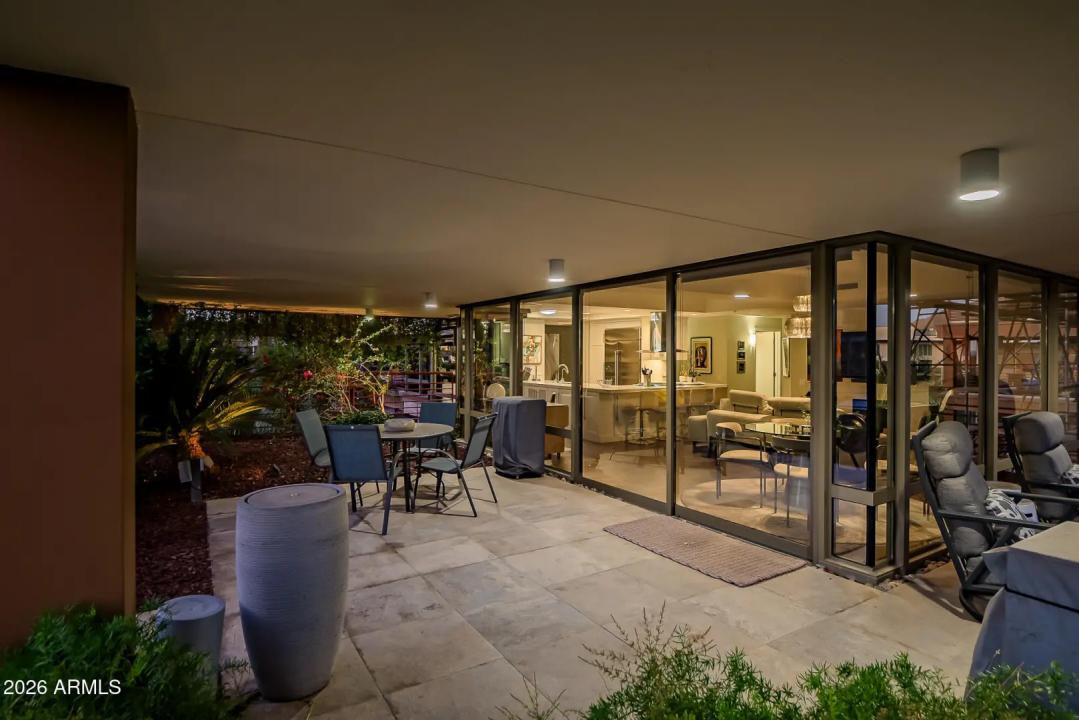 Real Estate Picture 12