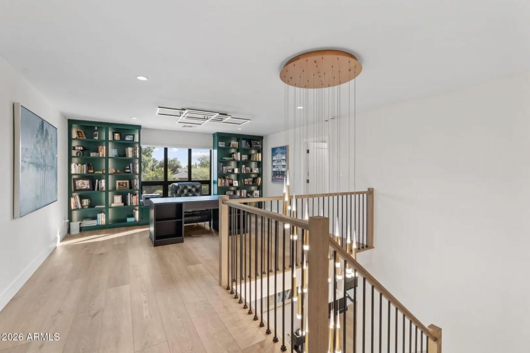 Real Estate Picture 20