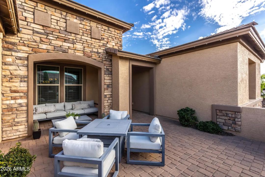 Real Estate Picture 64