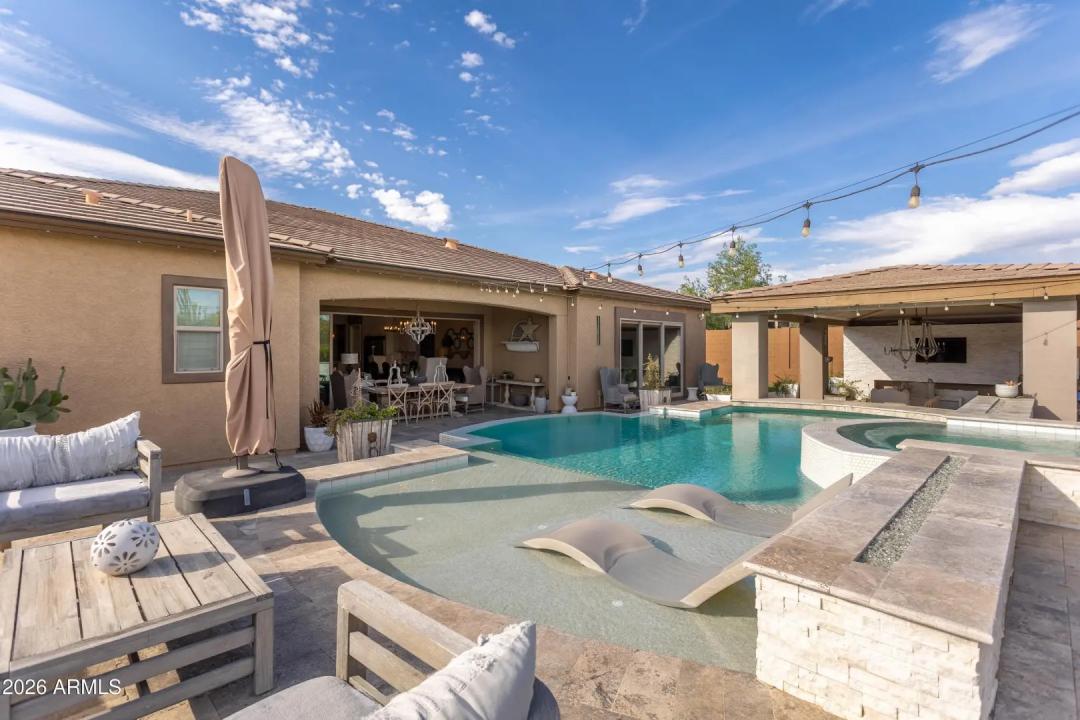 Real Estate Picture 43