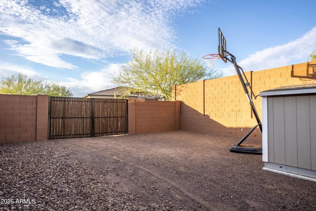 Real Estate Picture 60