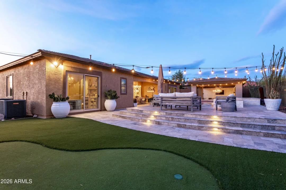 Real Estate Picture 50