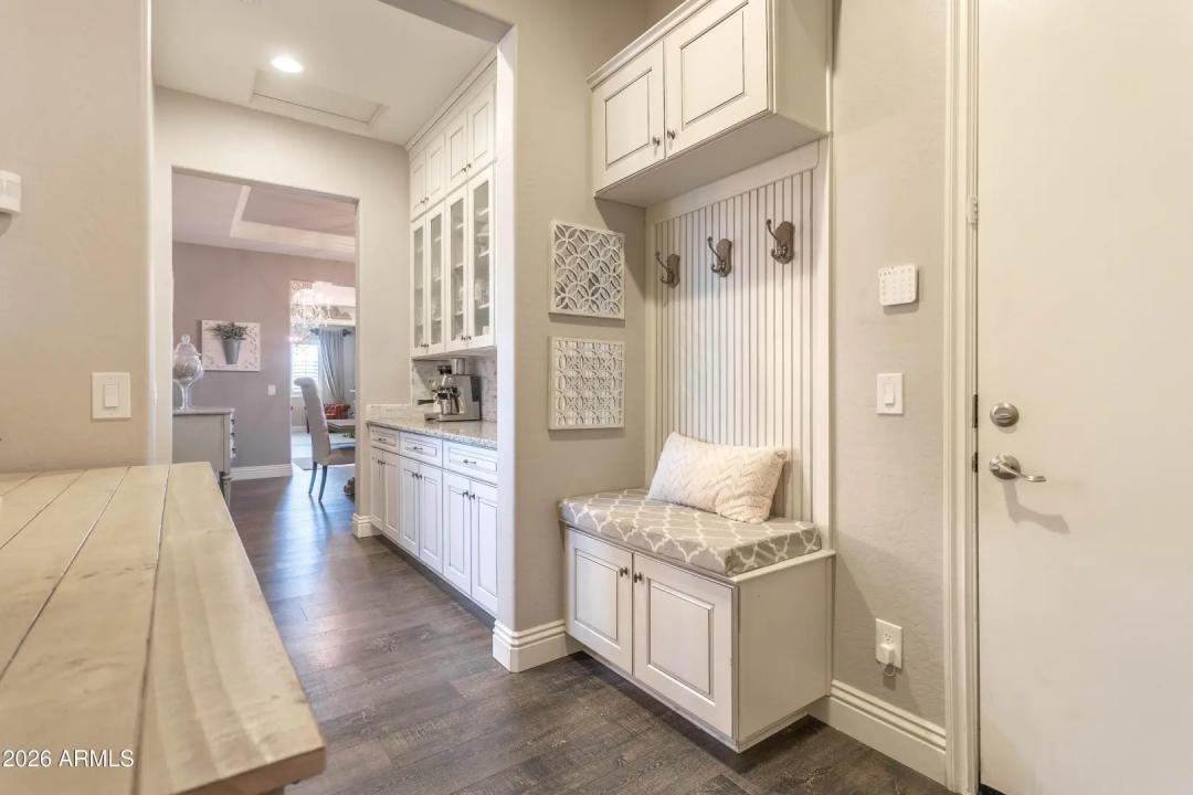 Real Estate Picture 20