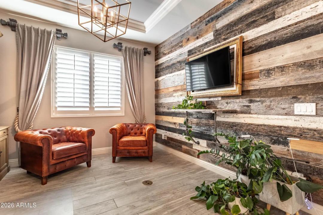 Real Estate Picture 36