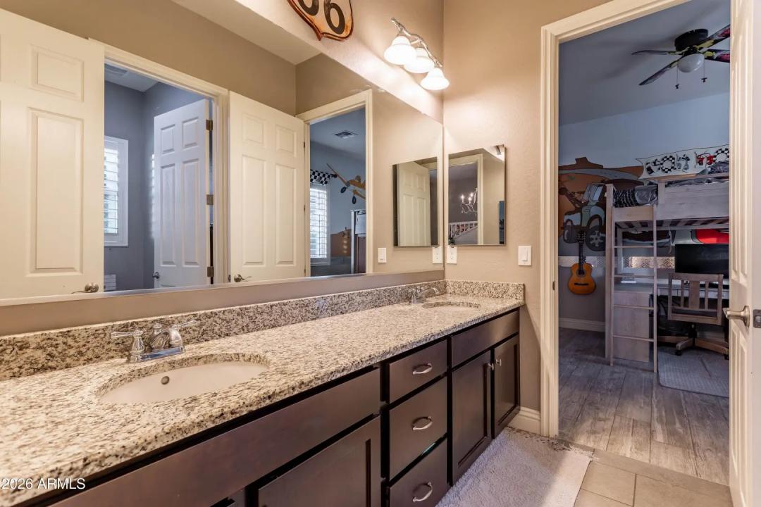 Real Estate Picture 31