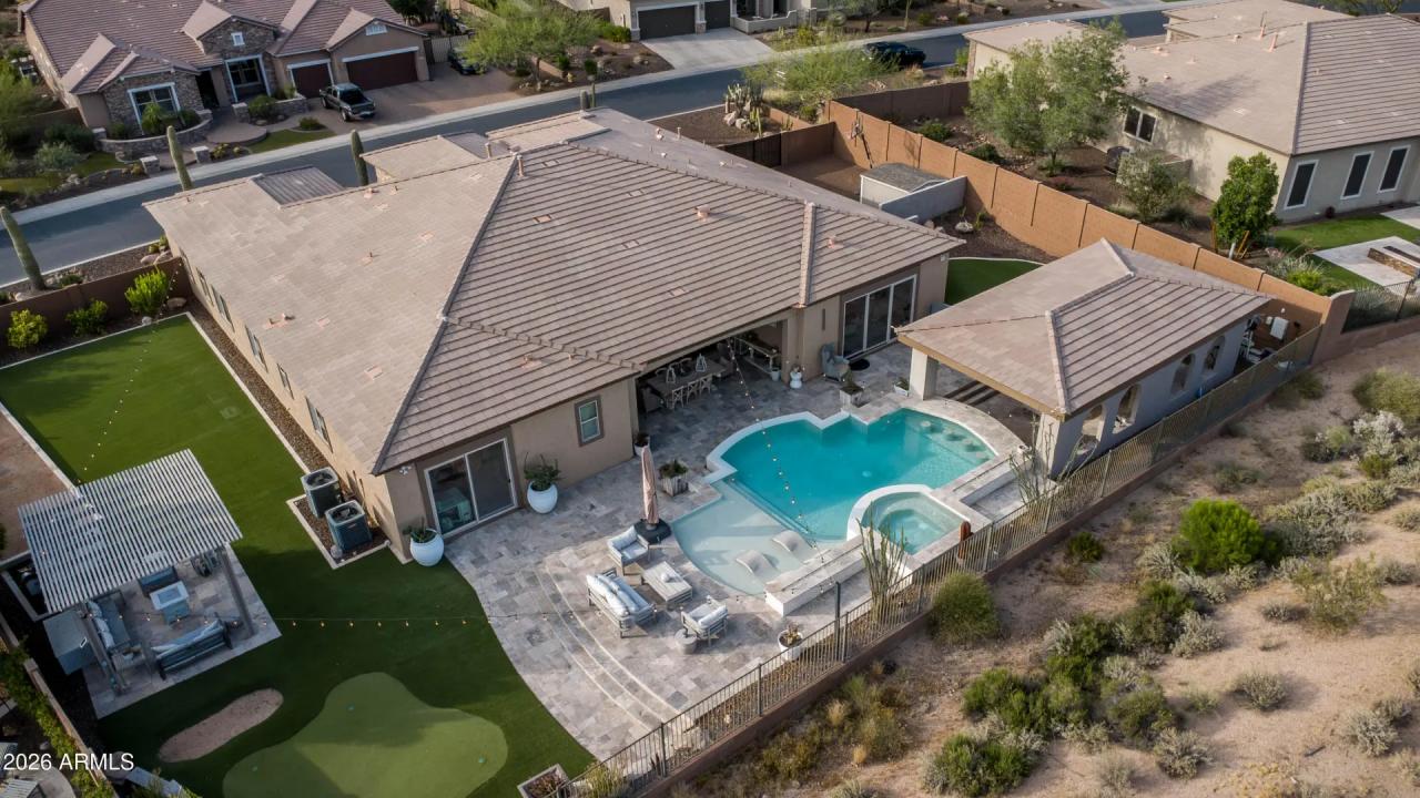 Real Estate Picture 58