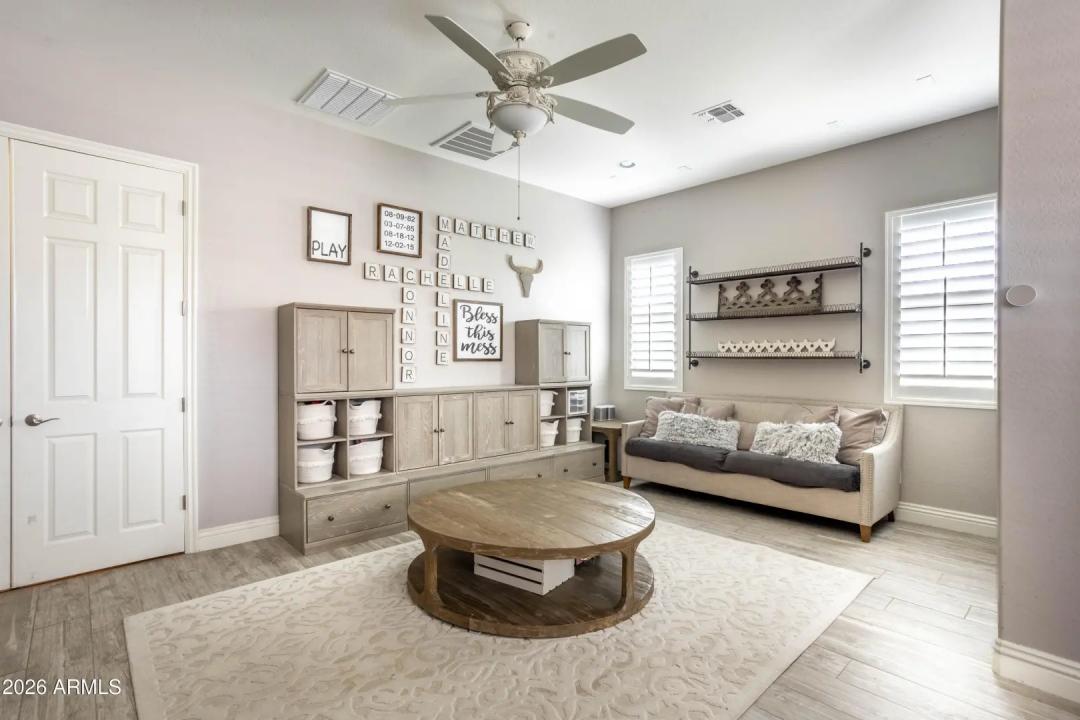 Real Estate Picture 45
