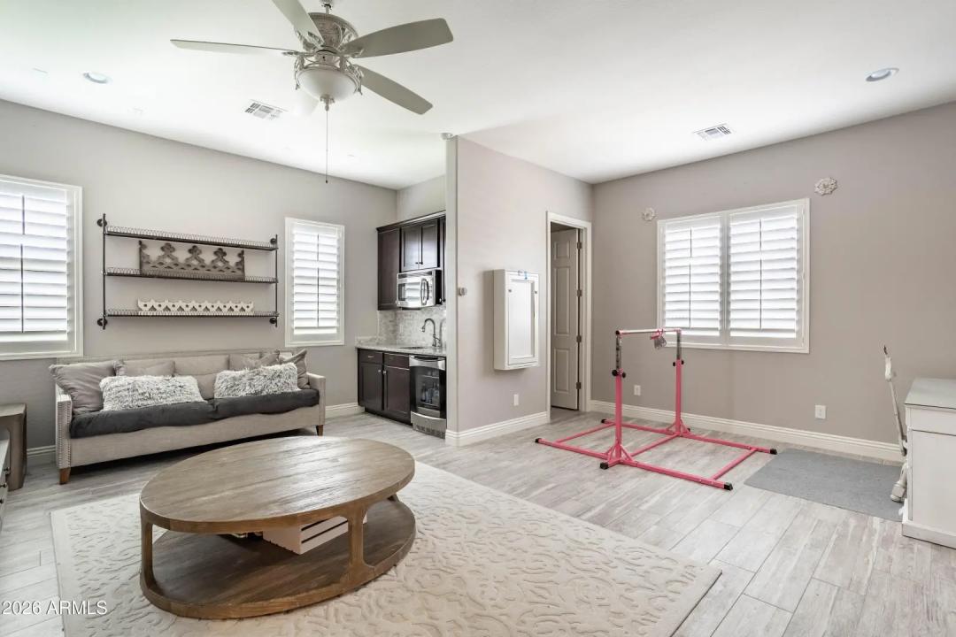 Real Estate Picture 46