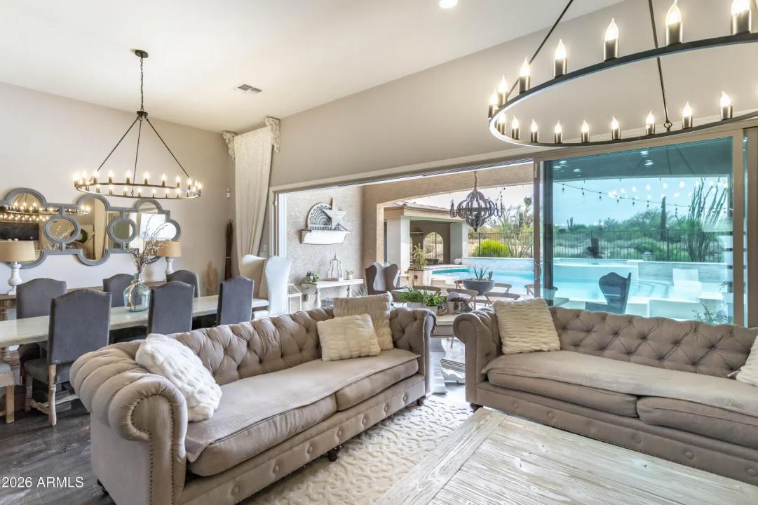 Real Estate Picture 18