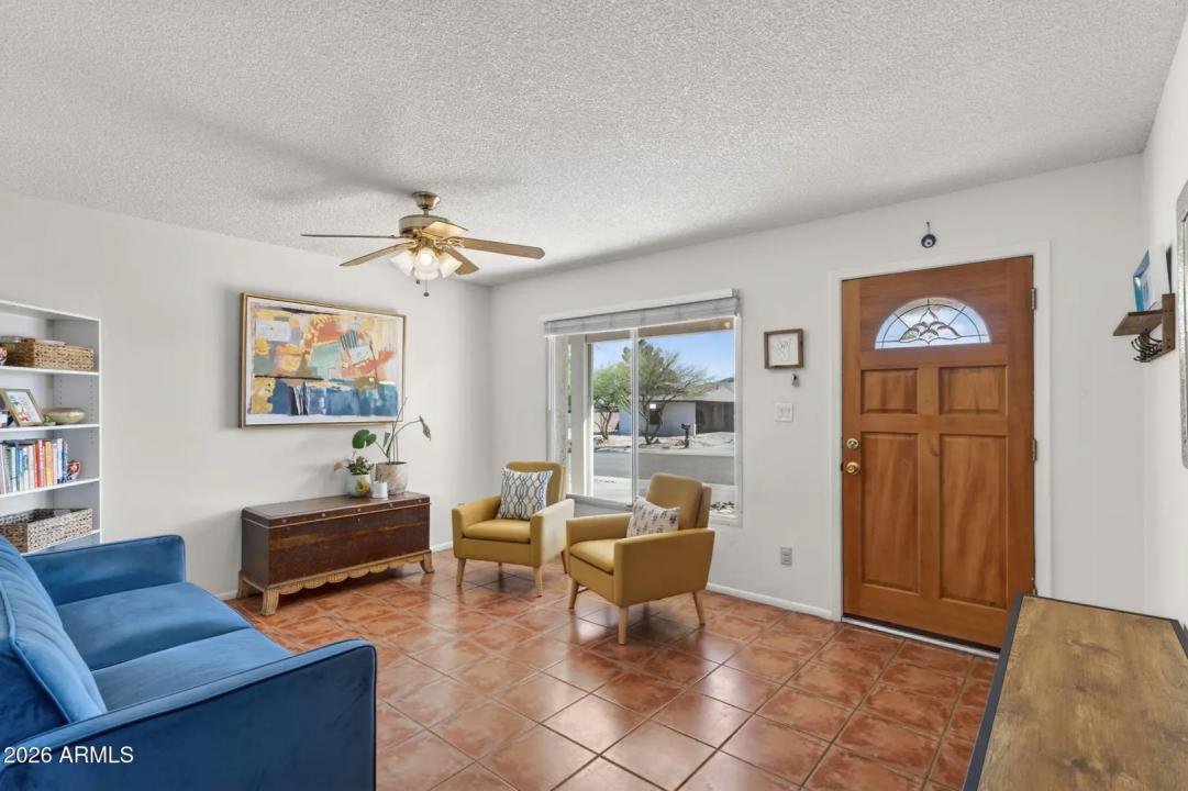 Real Estate Picture 2