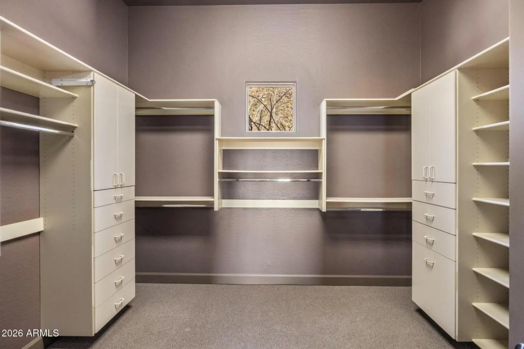 Real Estate Picture 19