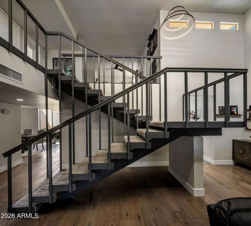 Real Estate Picture 19