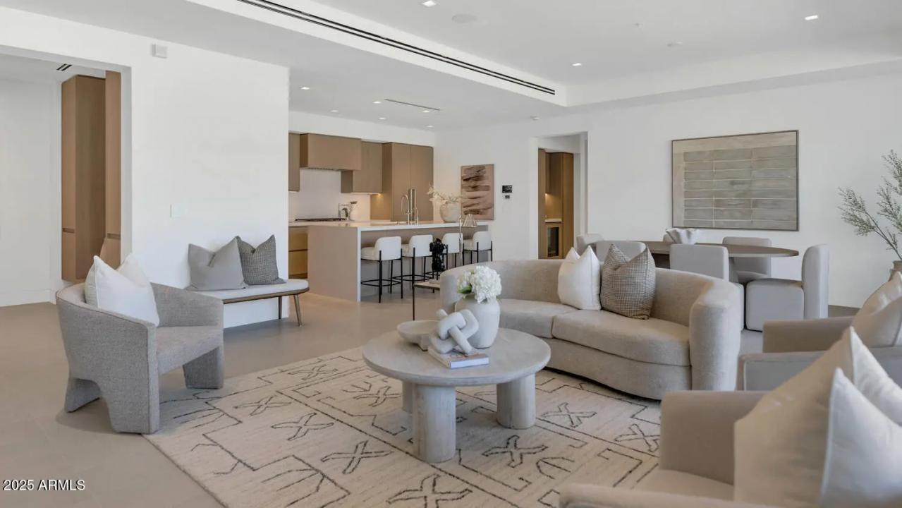 Real Estate Picture 15