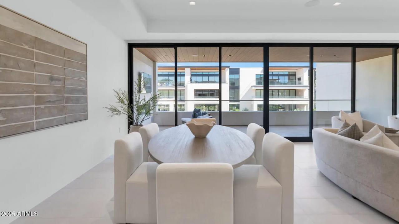 Real Estate Picture 19