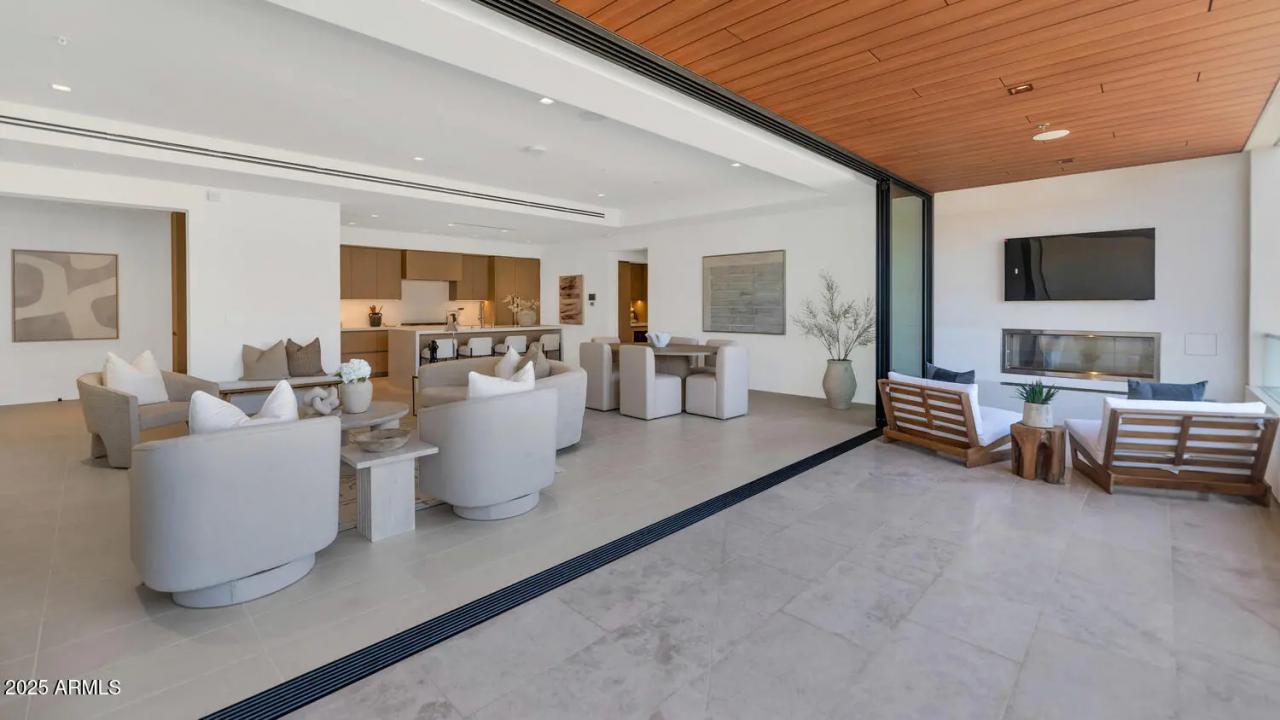 Real Estate Picture 23