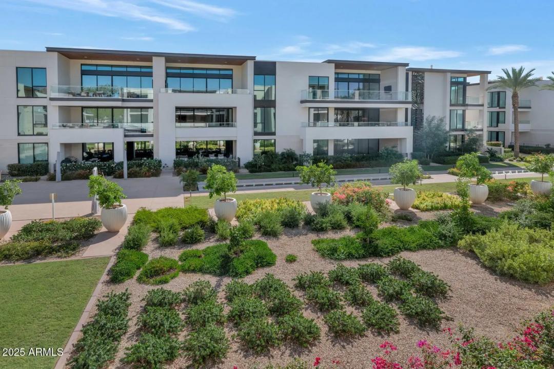 Real Estate Picture 26