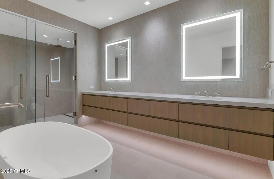 Real Estate Picture 29