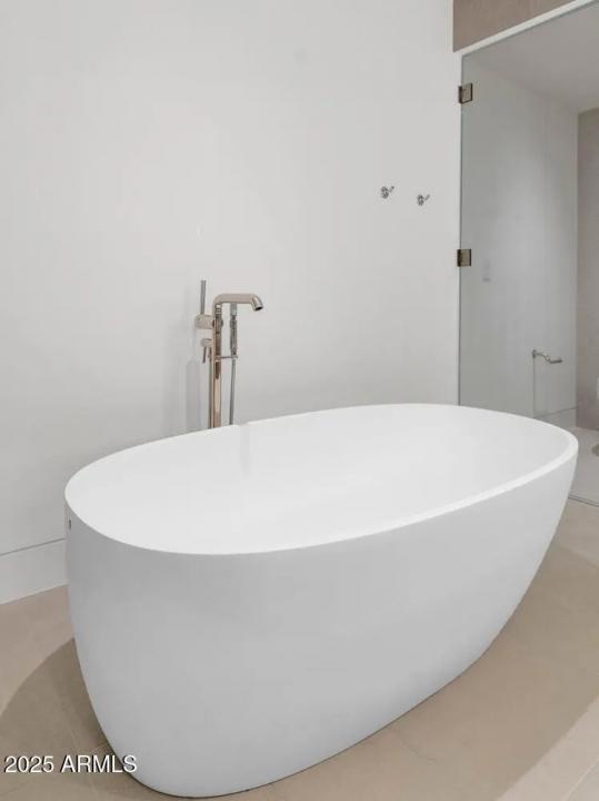 Real Estate Picture 30