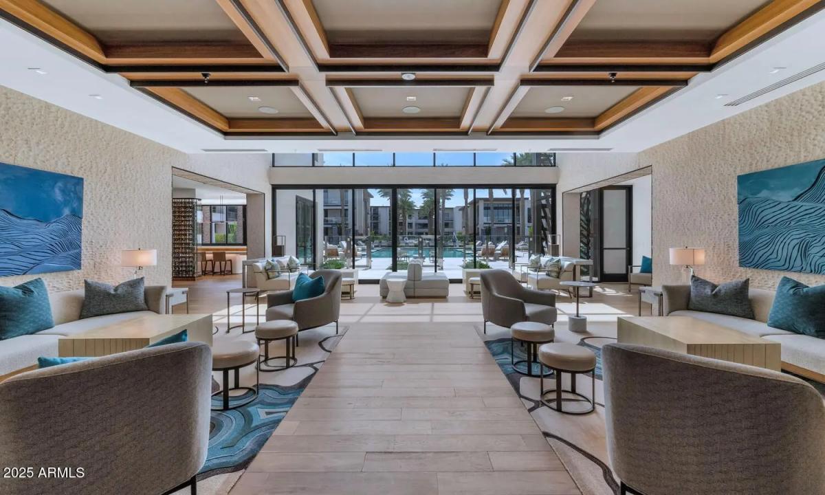 Real Estate Picture 43