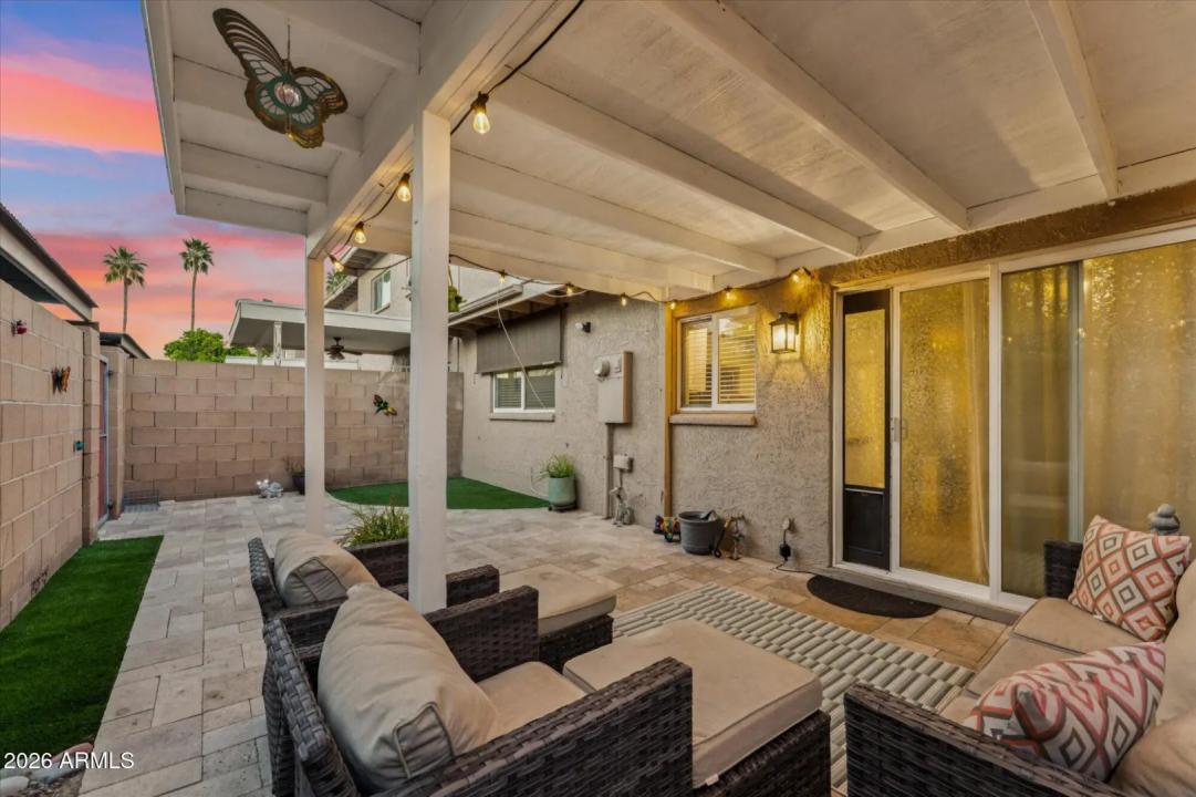 Real Estate Picture 9