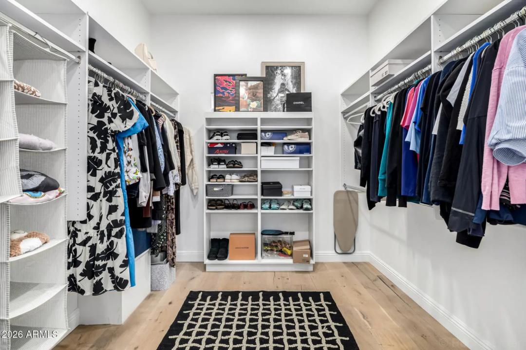 Real Estate Picture 19