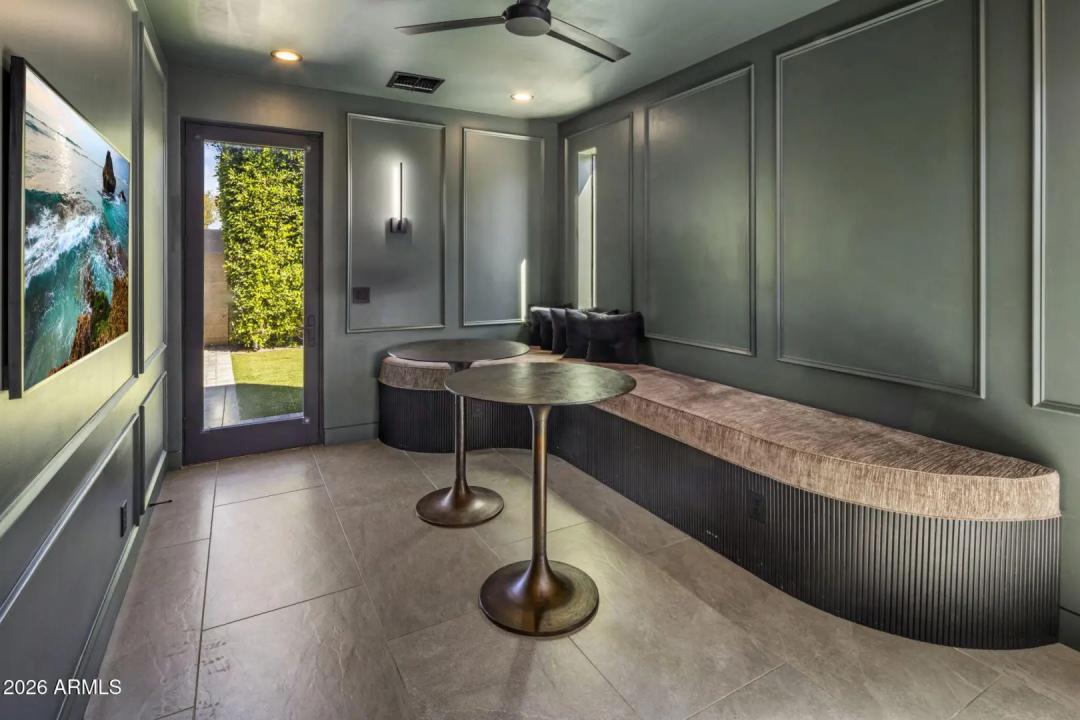 Real Estate Picture 44