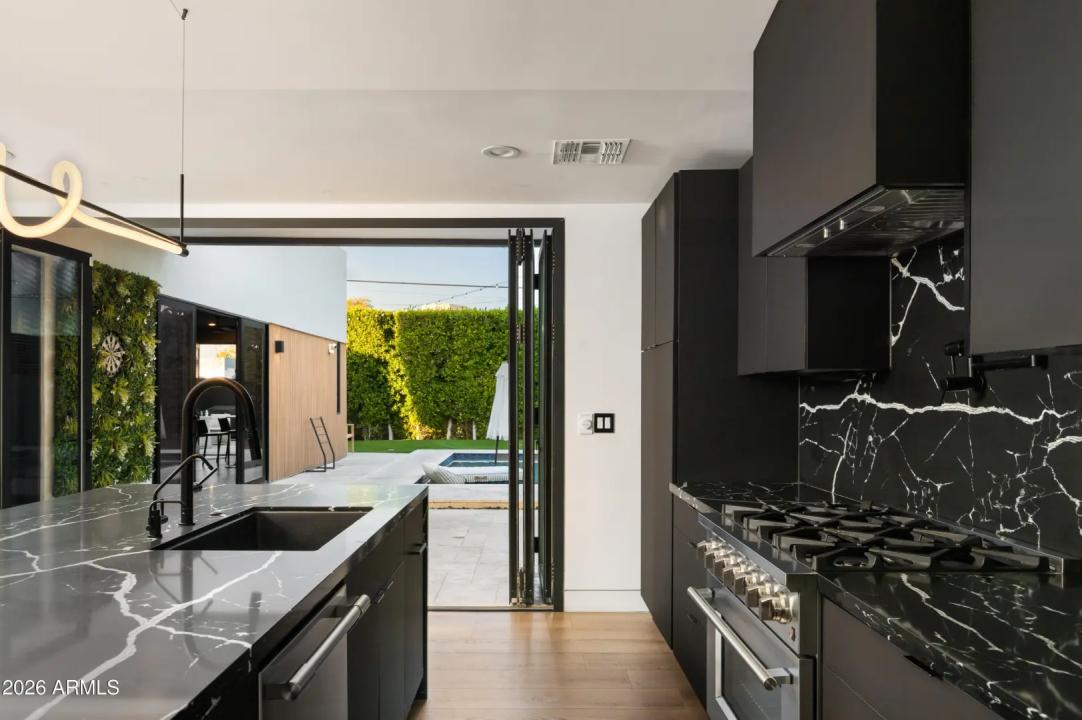 Real Estate Picture 68