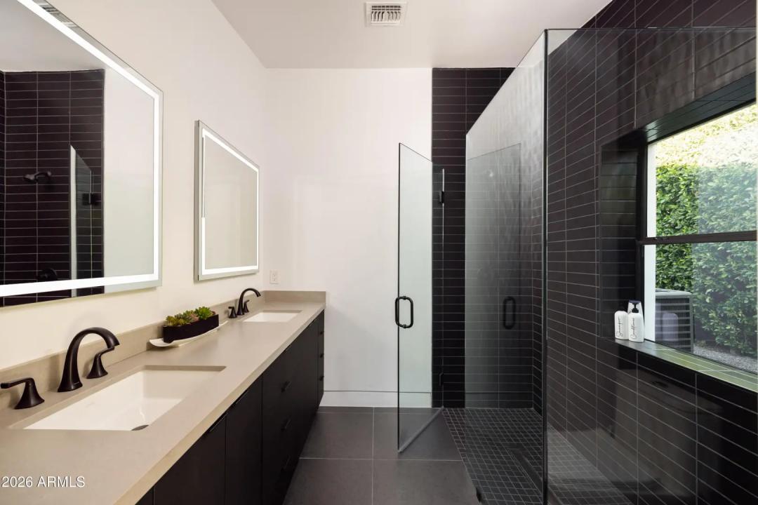 Real Estate Picture 69