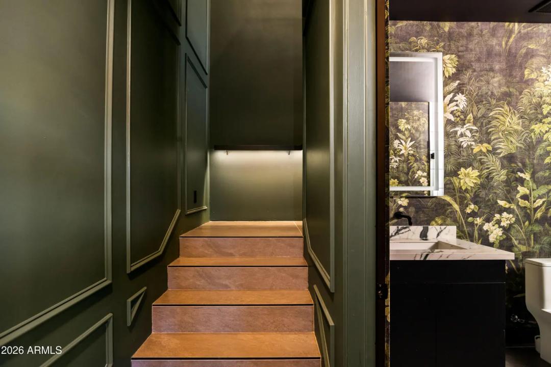 Real Estate Picture 70