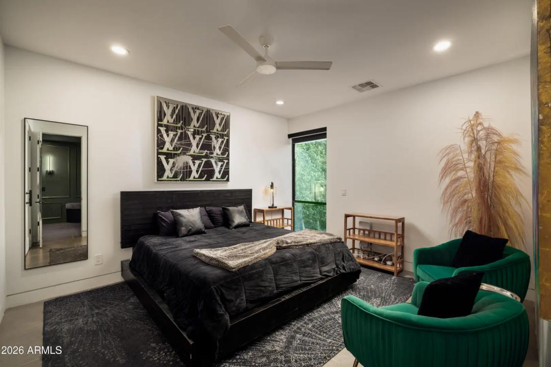 Real Estate Picture 71