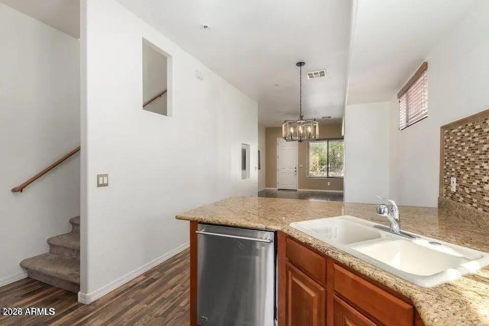 Real Estate Picture 13