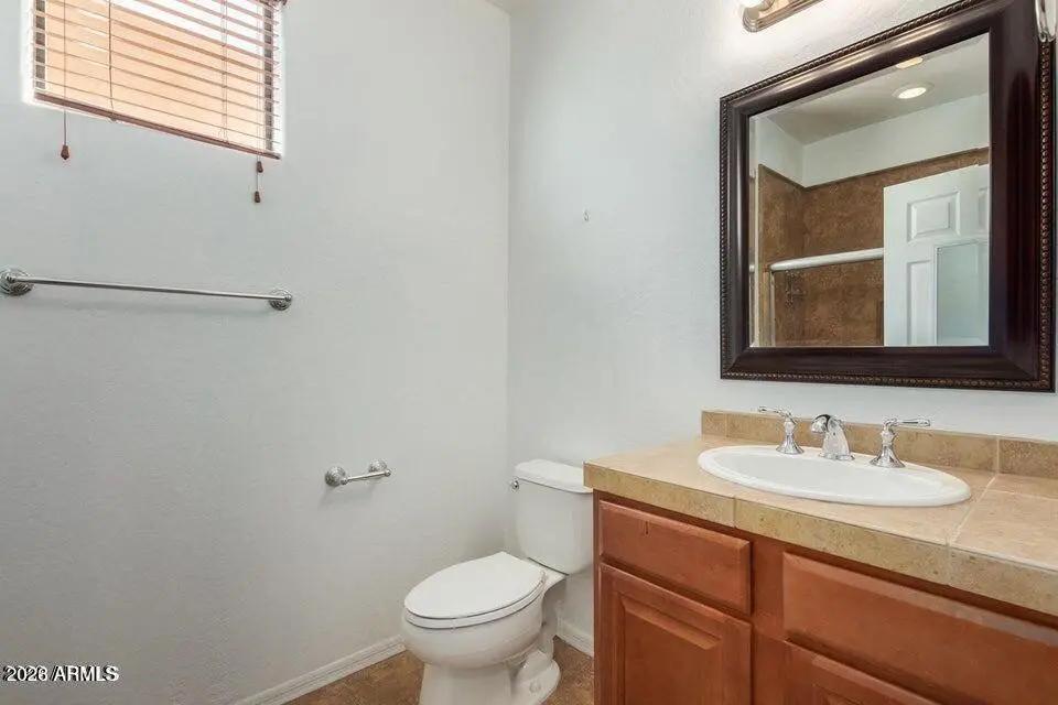 Real Estate Picture 17