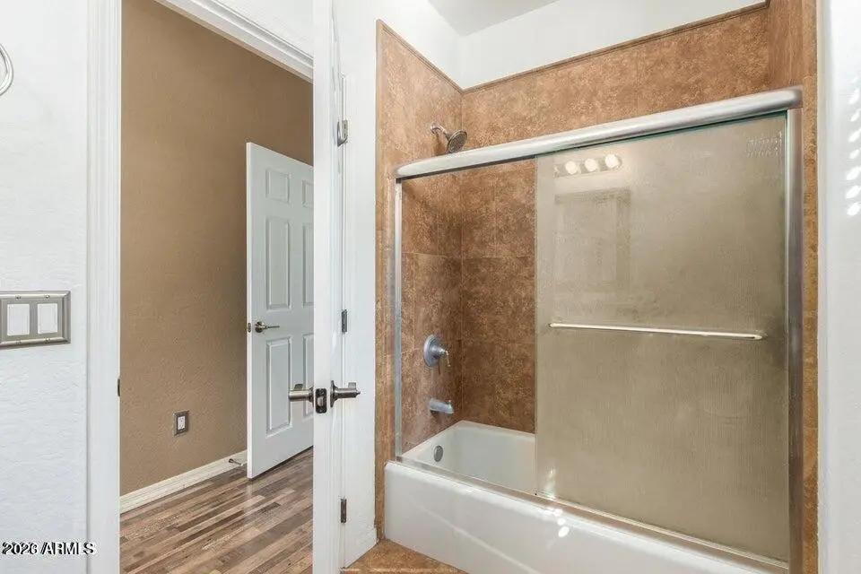 Real Estate Picture 16