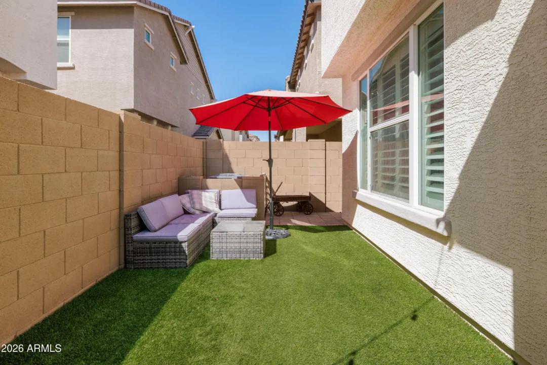 Real Estate Picture 27