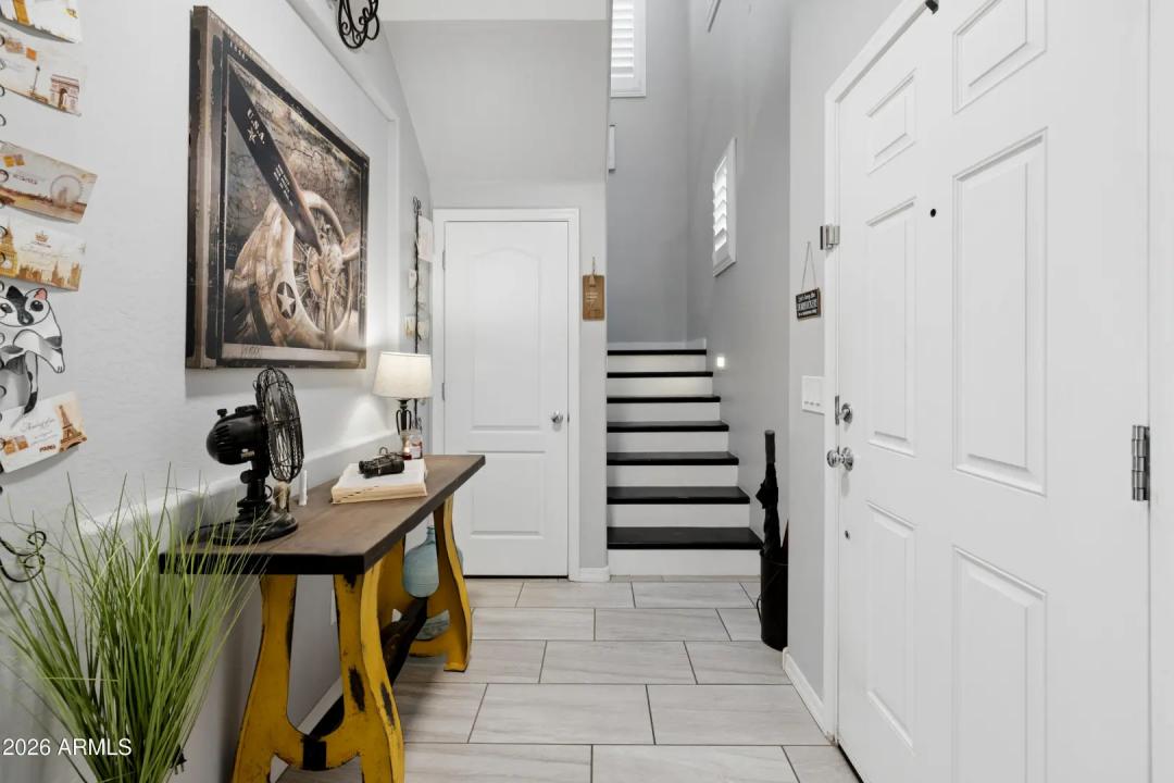 Real Estate Picture 3