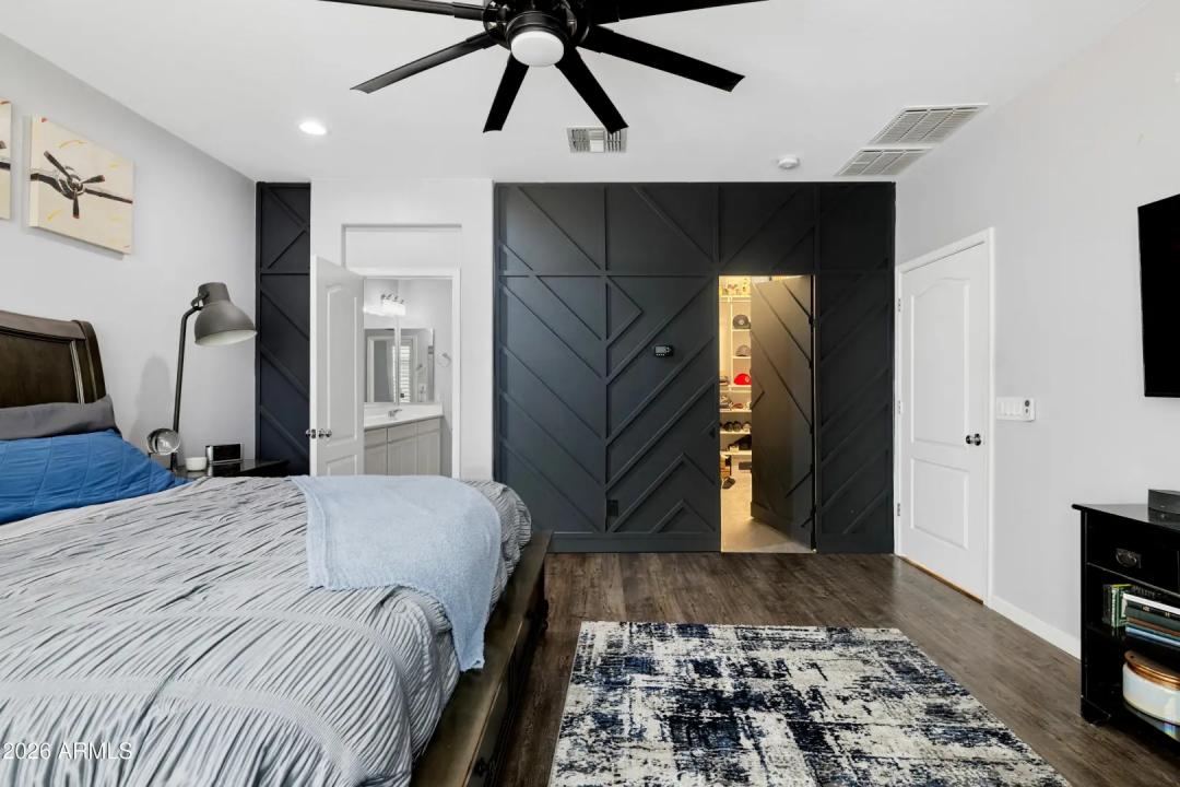 Real Estate Picture 18