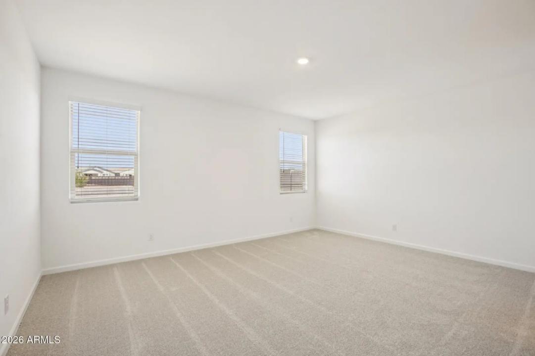 Real Estate Picture 13