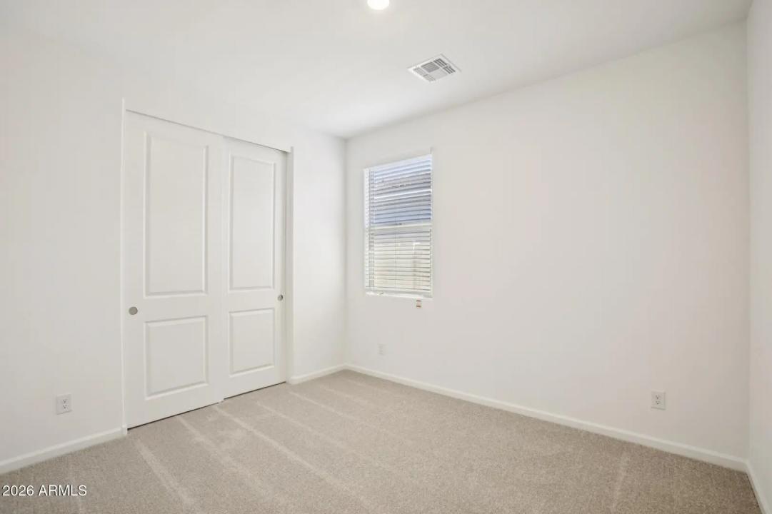 Real Estate Picture 22